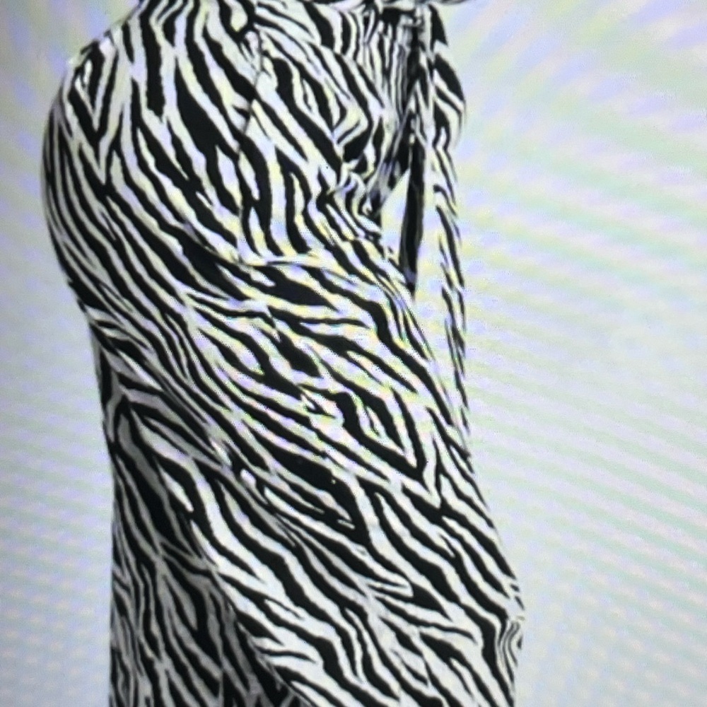 K TOO High Waisted 100% Cotton Black & White Animal Print Pants Size: Large - Picture 3 of 10